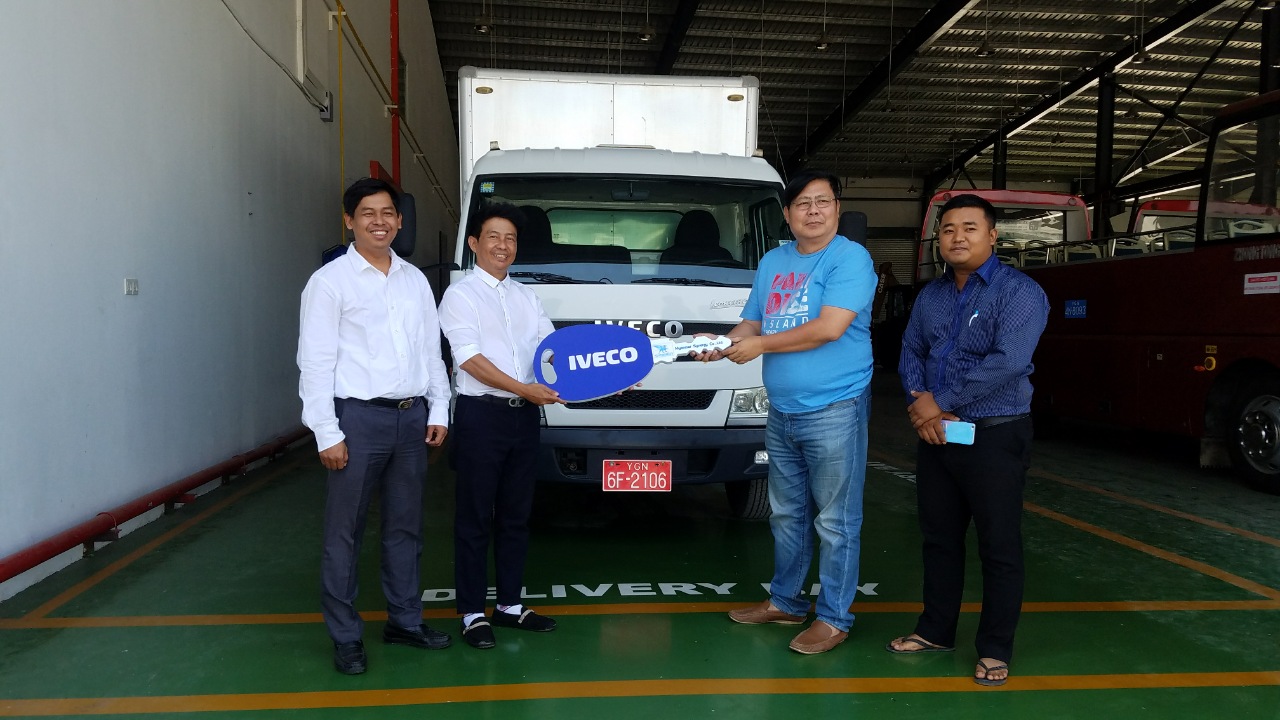 IVECO-Leoncino-box-truck-U-Kyin-Thein-2