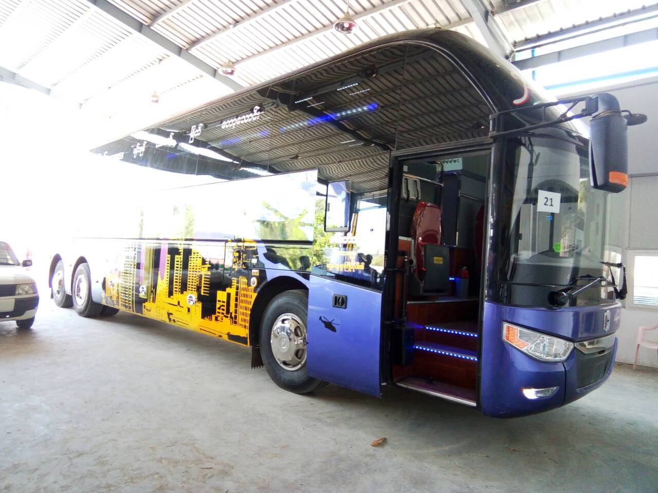 Zhong-Tong-Bus-Seats-Thura-U-Thet-Swe-2